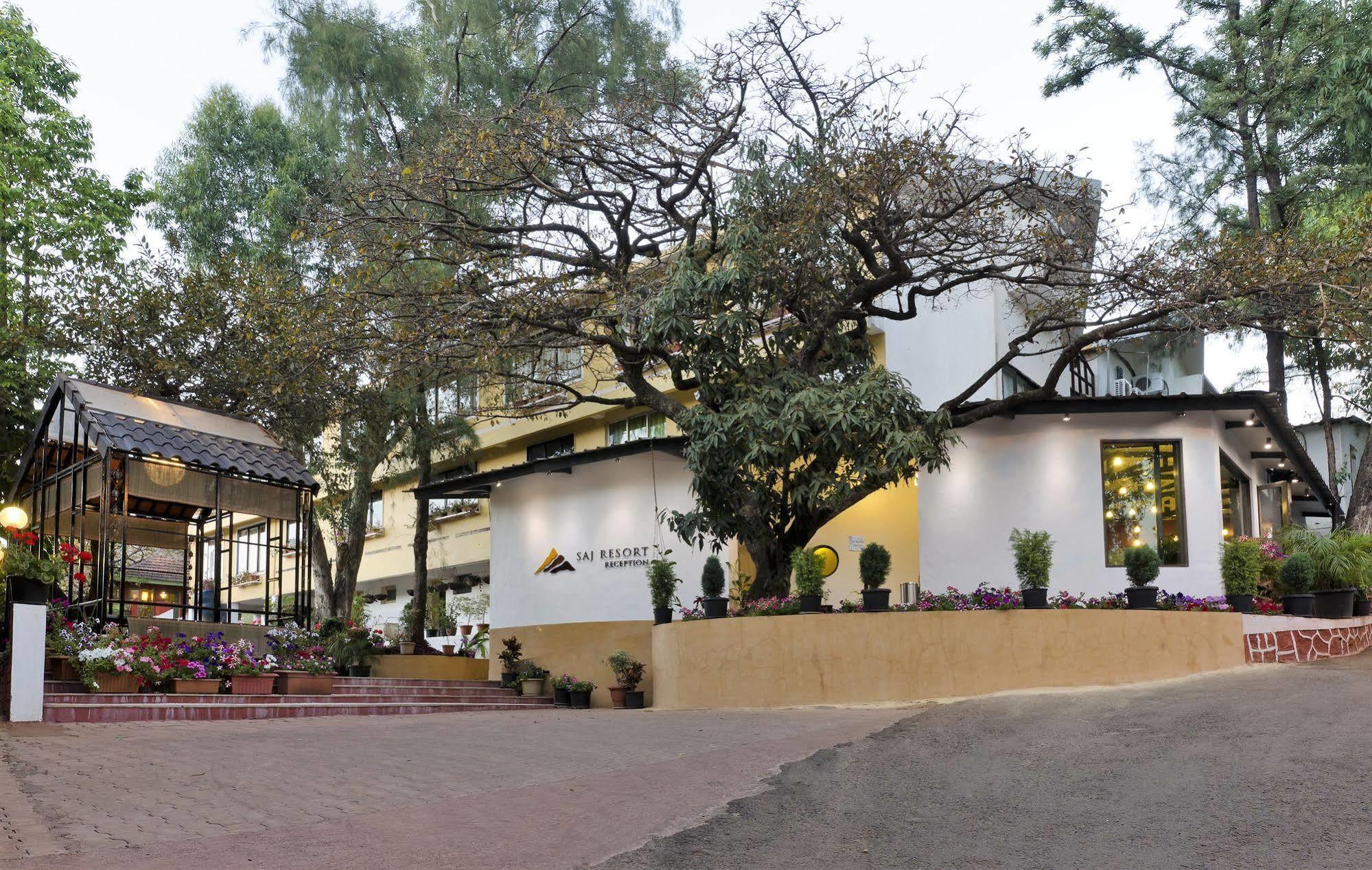Saj Mahabaleshwar Hotel Bagian luar foto